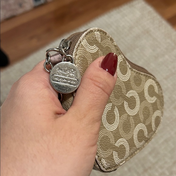 Coach X Observed By Us Heart Coin Case in signature canvas RARE - Picture 2 of 6